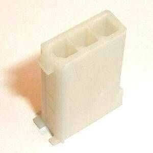 Mini Universal MATE-N-LOK Cap Housing 3-pole