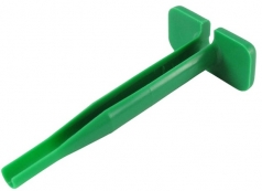 Extraction Tool for Size 16 Contacts green
